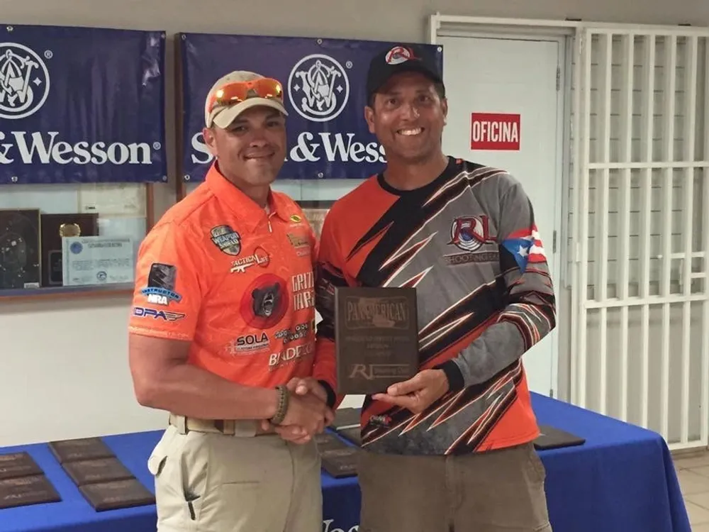 Charlie Gautier, campeón de división ESP Master en el IDPA Panamerican de Puerto Rico